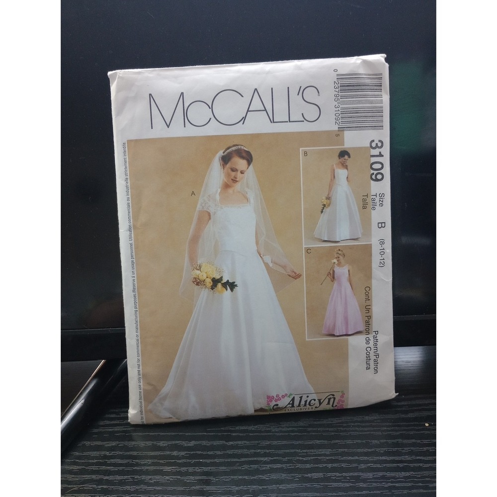 McCall's 3109 Alicyn Exclusives Petite Bridal Gown‎ Bridesmaid Dress-Size B 8-12
